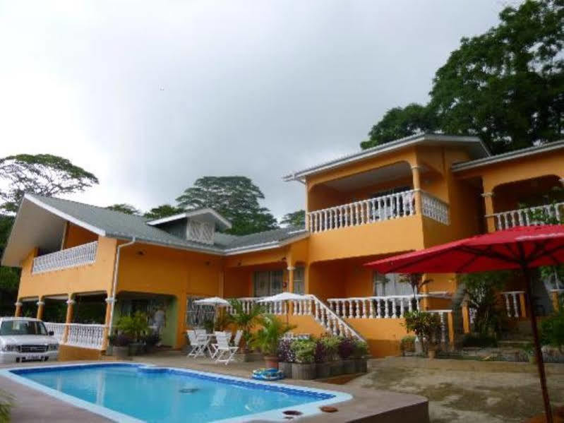 Albizia Lodge Green Estate Pointe Au Sel Экстерьер фото